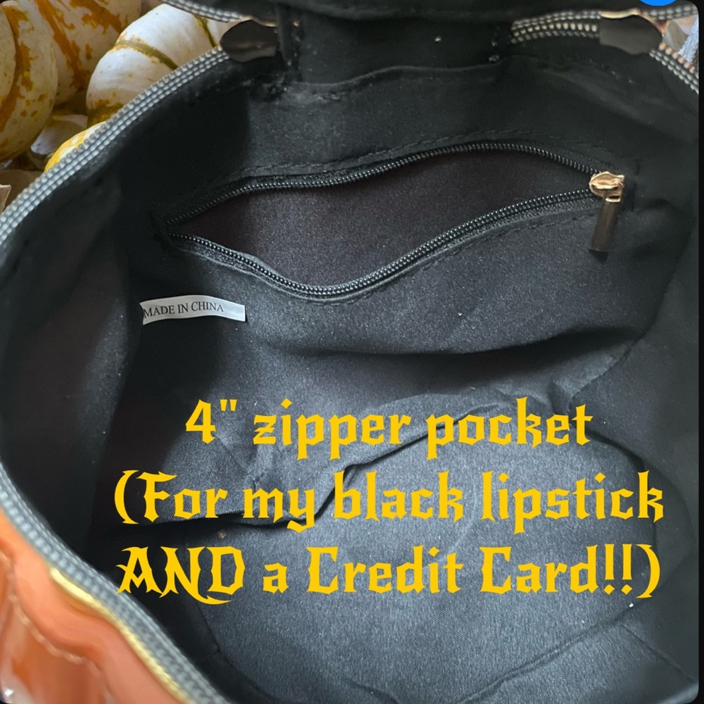 What’s in YOUR purse?!?🎃❤️🏆❤️🎃 - Picture 13 of 13